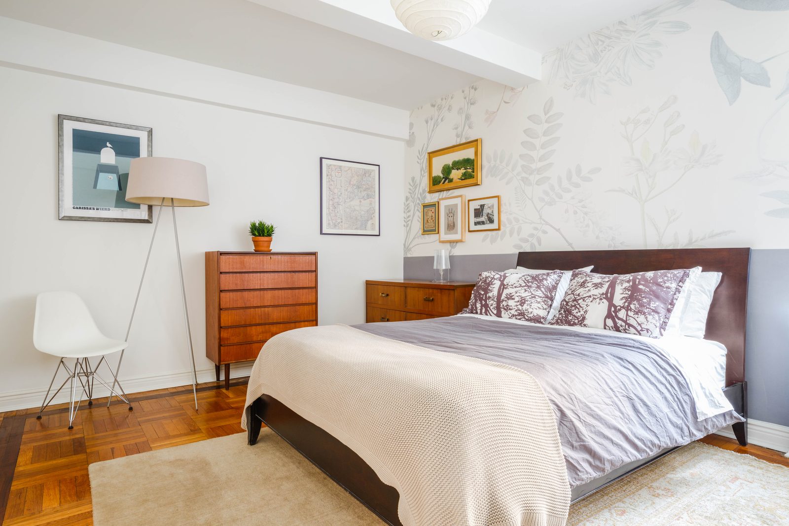 Goodhue House Apartment — interior photograph